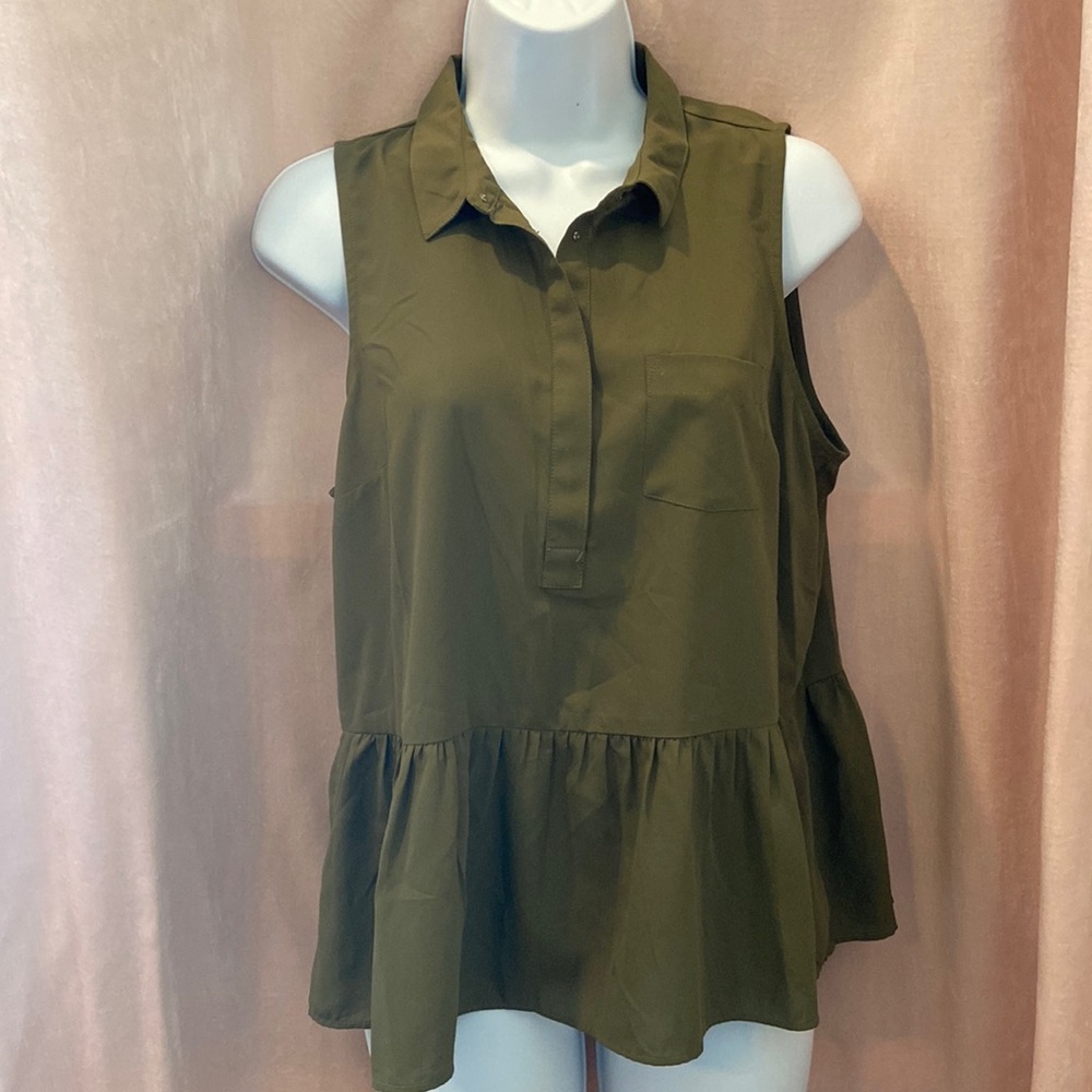 AEO American Eagle Outfitters Collared Button Down Peplum Blouse Olive Medium
